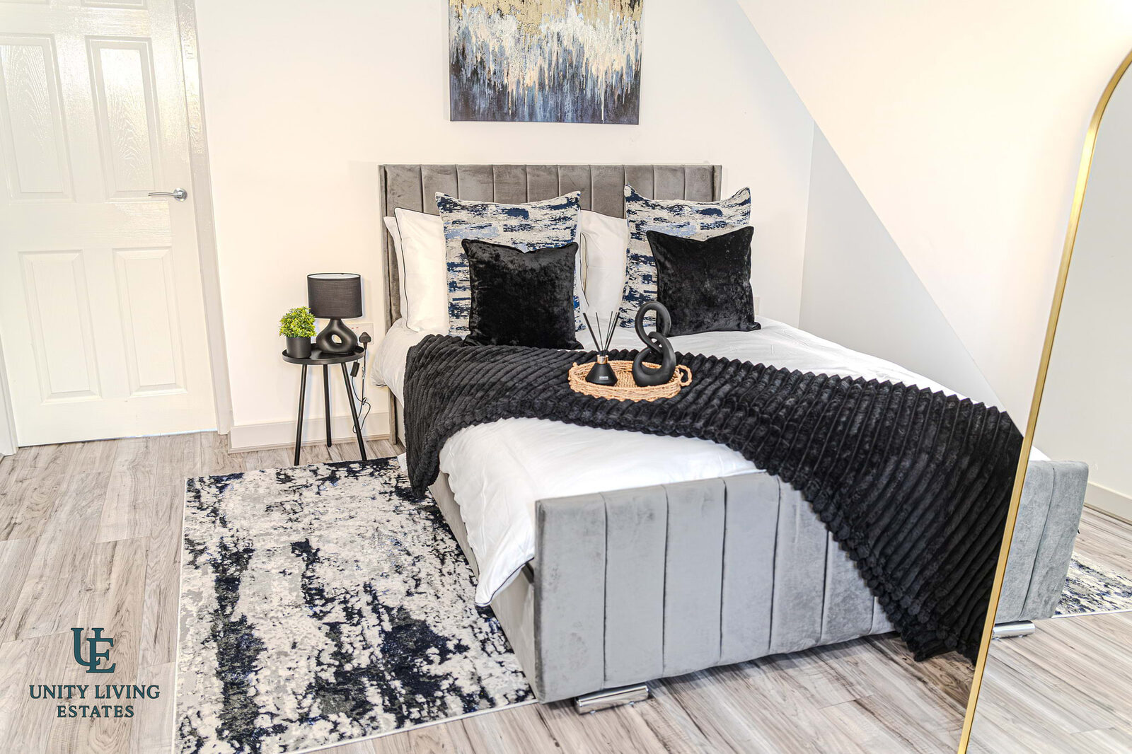The Obsidian Suite — photo 1 of 12
